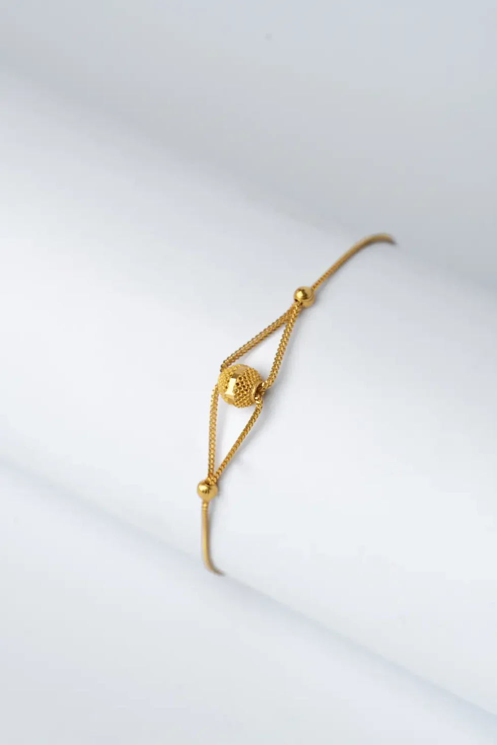 21K Gold Ball Design Bracelet for Women in Yellow Gold