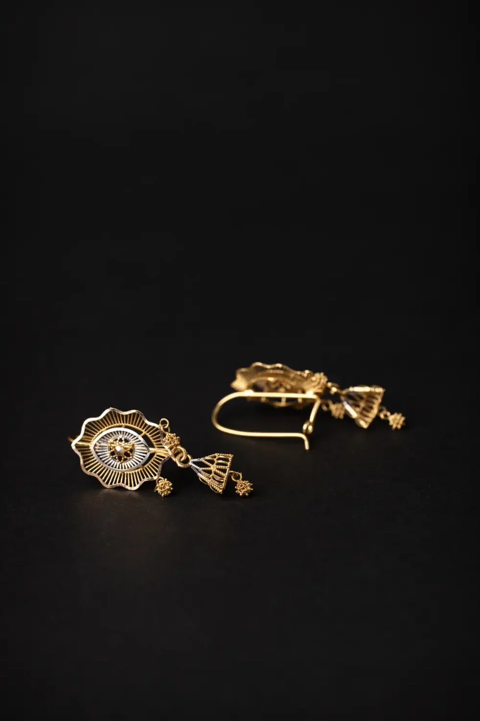21K Graceful Saudi Gold Earrings for Women