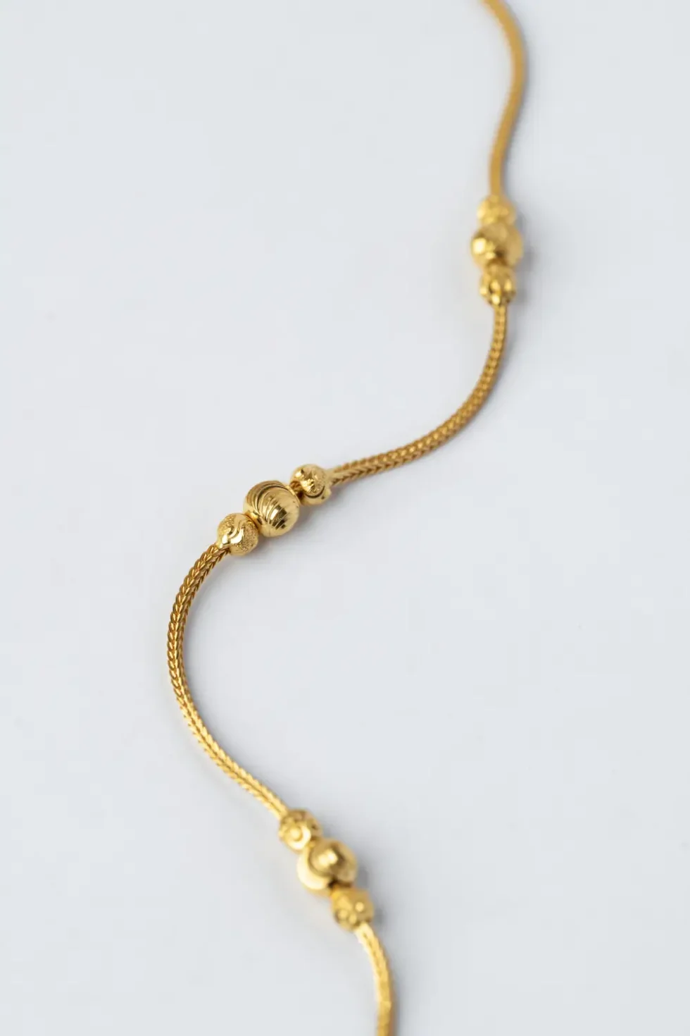 21K Yellow Gold Balls Designed Bracelet Side View