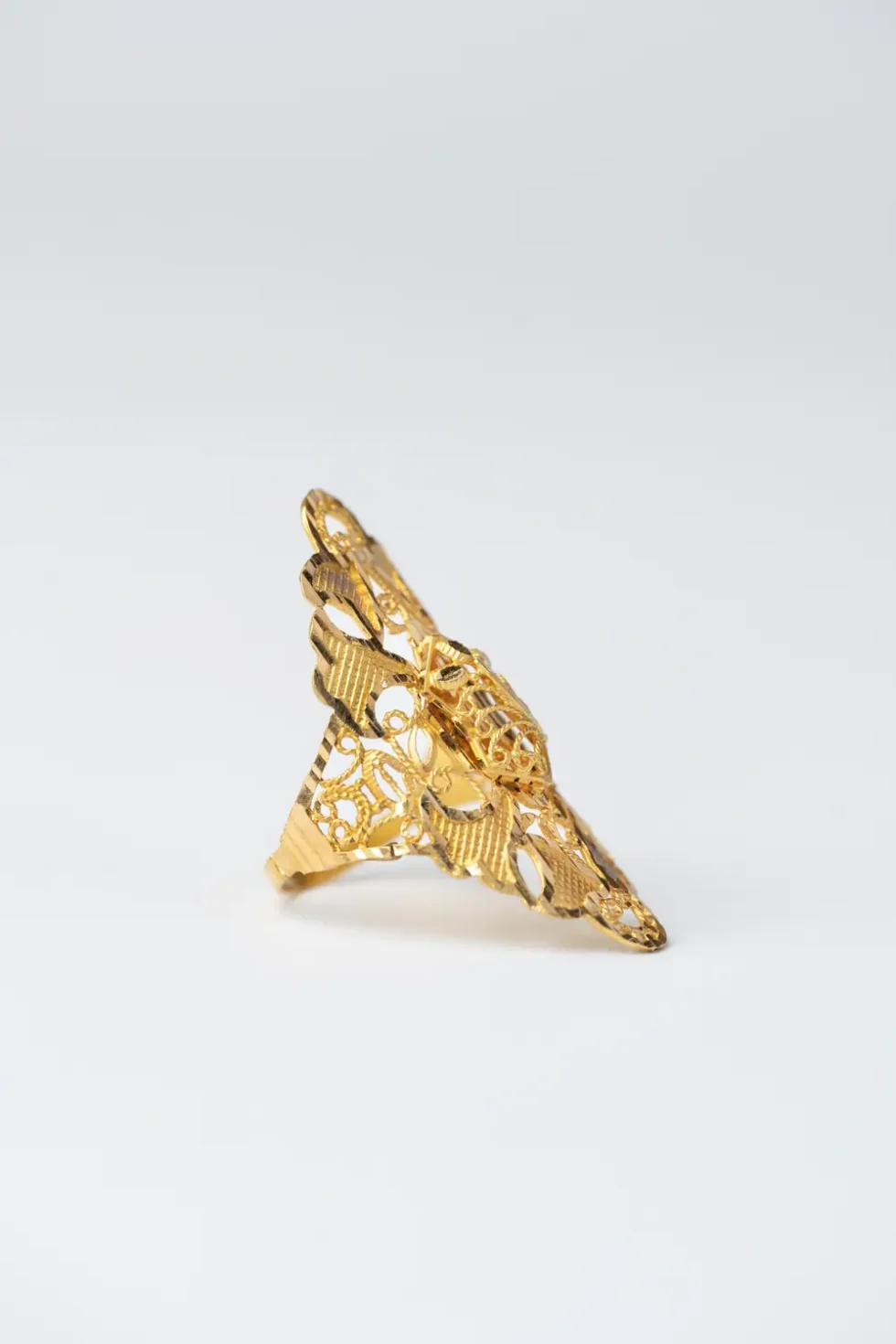 21K Graceful Traditional Gold Ring for Women