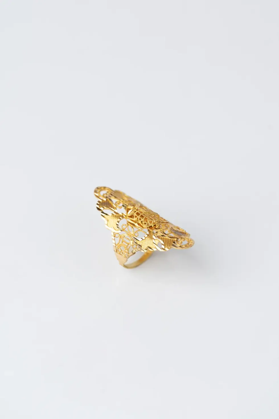 21K Gold Ring with Graceful Design
