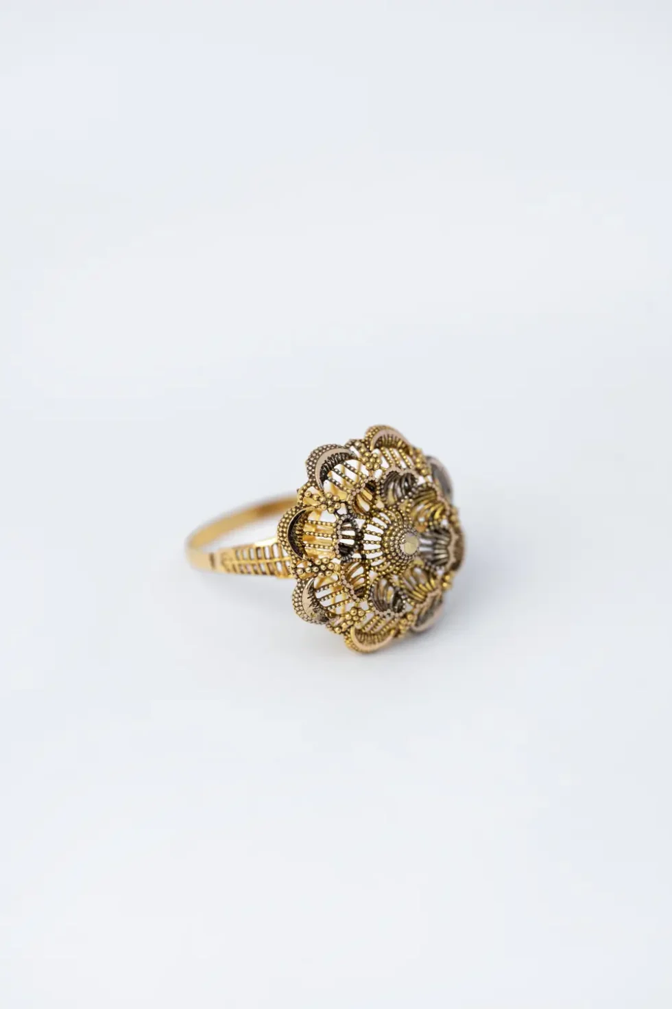 Elegant Turkish Design Gold Ring