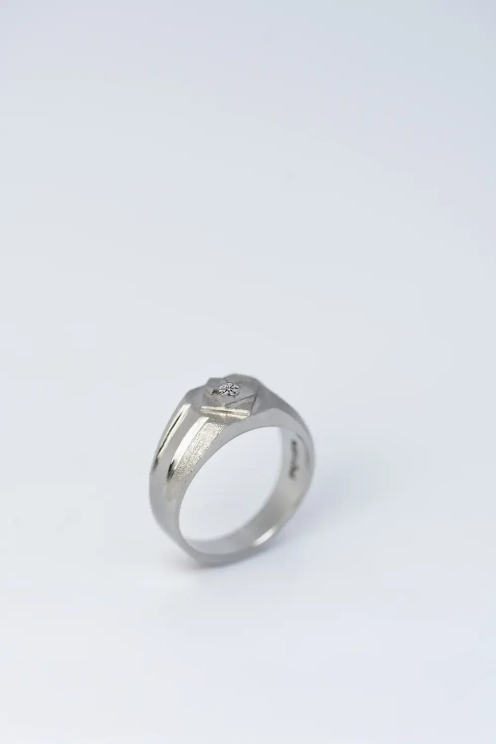 Luxury Platinum Diamond Band Ring