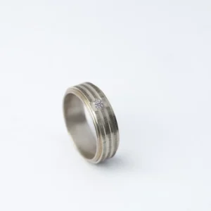 Signature Platinum Diamond Band Ring