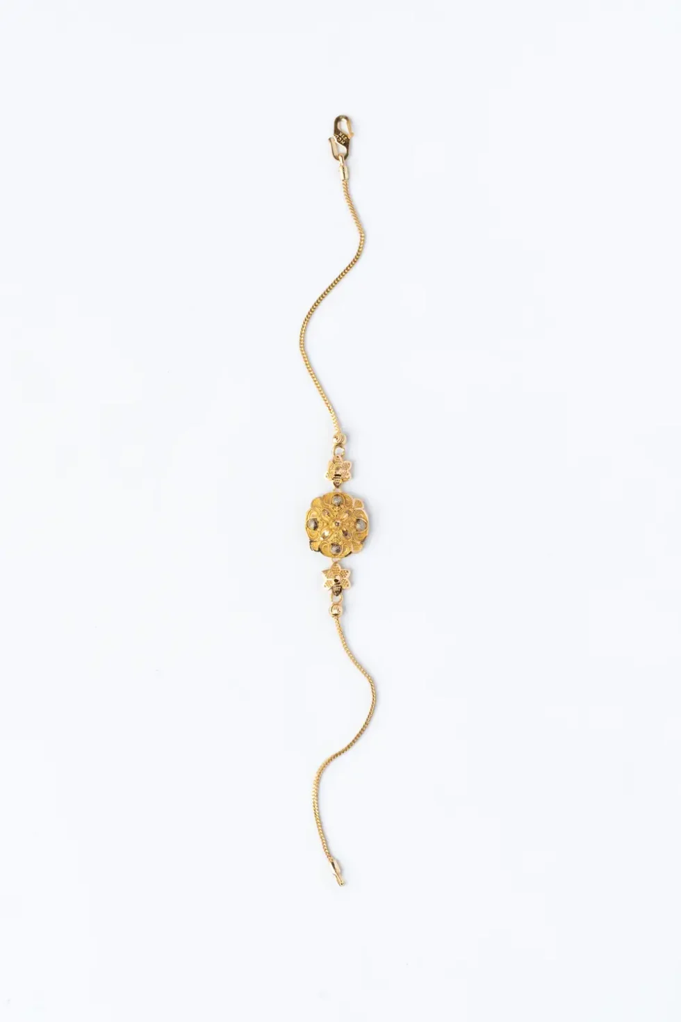 21K Gold Traditional Bracelet Side View