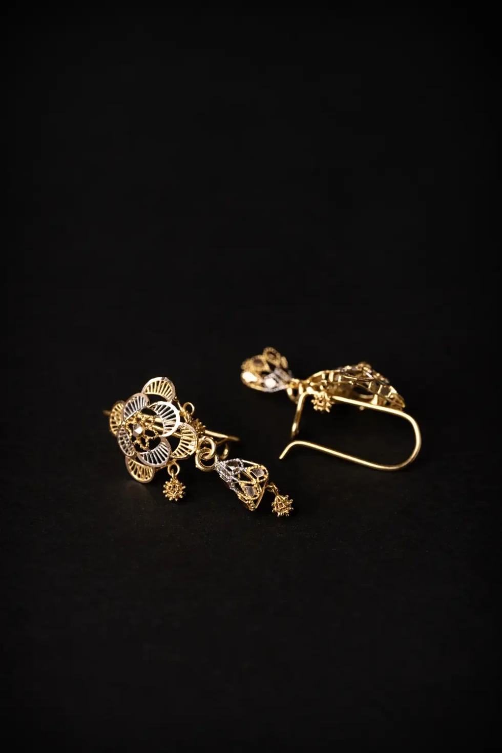 21K Charming Saudi Gold Earrings for Women