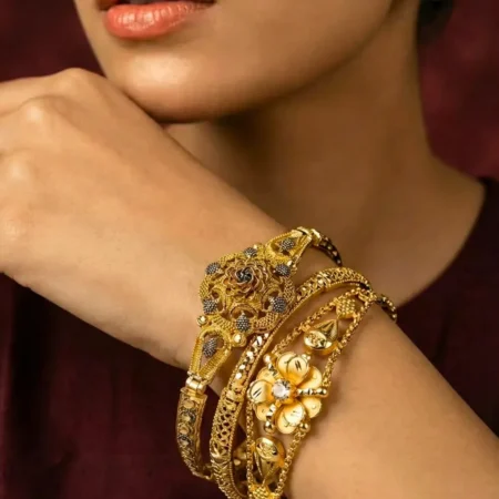 Sajawal Jeweller Gold Bangles